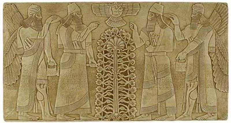 上图：苏美尔（Sumerian）生命树的壁画。「生命树」的记忆存在于各个古代文明之中，以不同的形式出现在古代苏美尔人、埃及人、巴比伦人、亚述人、中国人、印度人和乌拉尔图人等许多古代文明的文献和遗址里。这从侧面佐证人类的祖先都来自伊甸园。